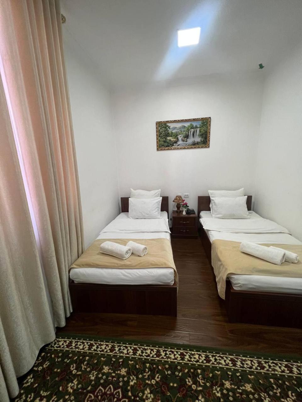 Karakalpak Palace Hotel Nukus Buitenkant foto