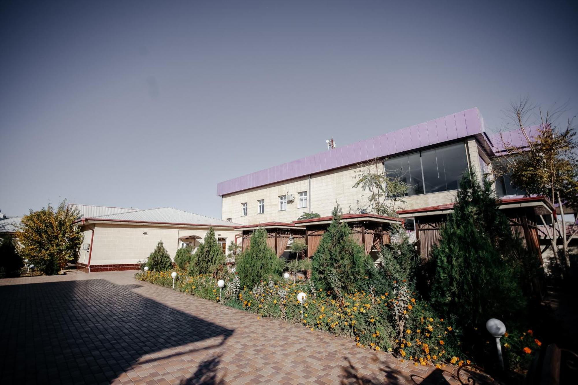 Karakalpak Palace Hotel Nukus Buitenkant foto