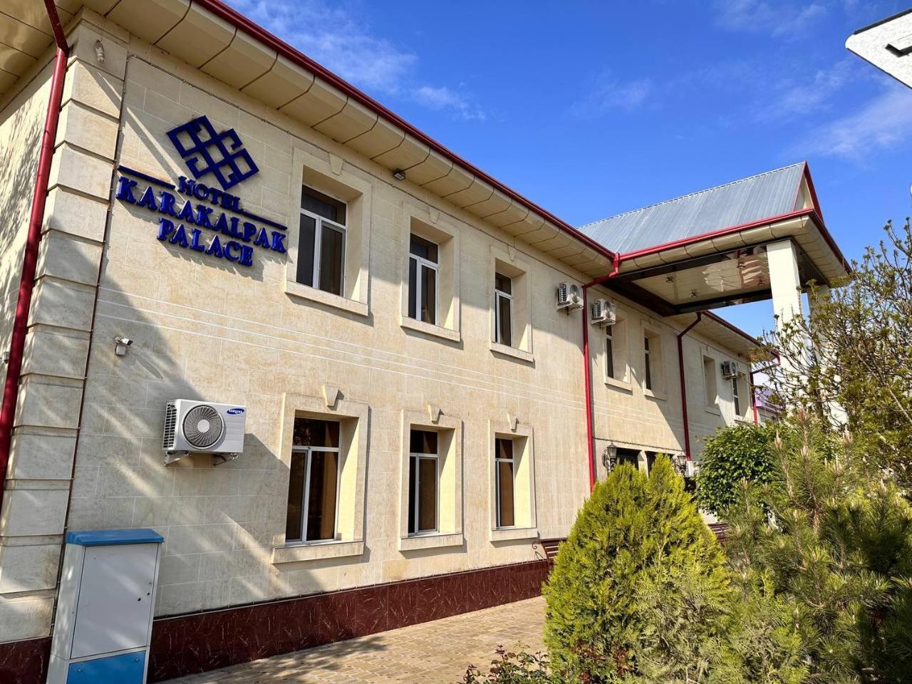 Karakalpak Palace Hotel Nukus Buitenkant foto