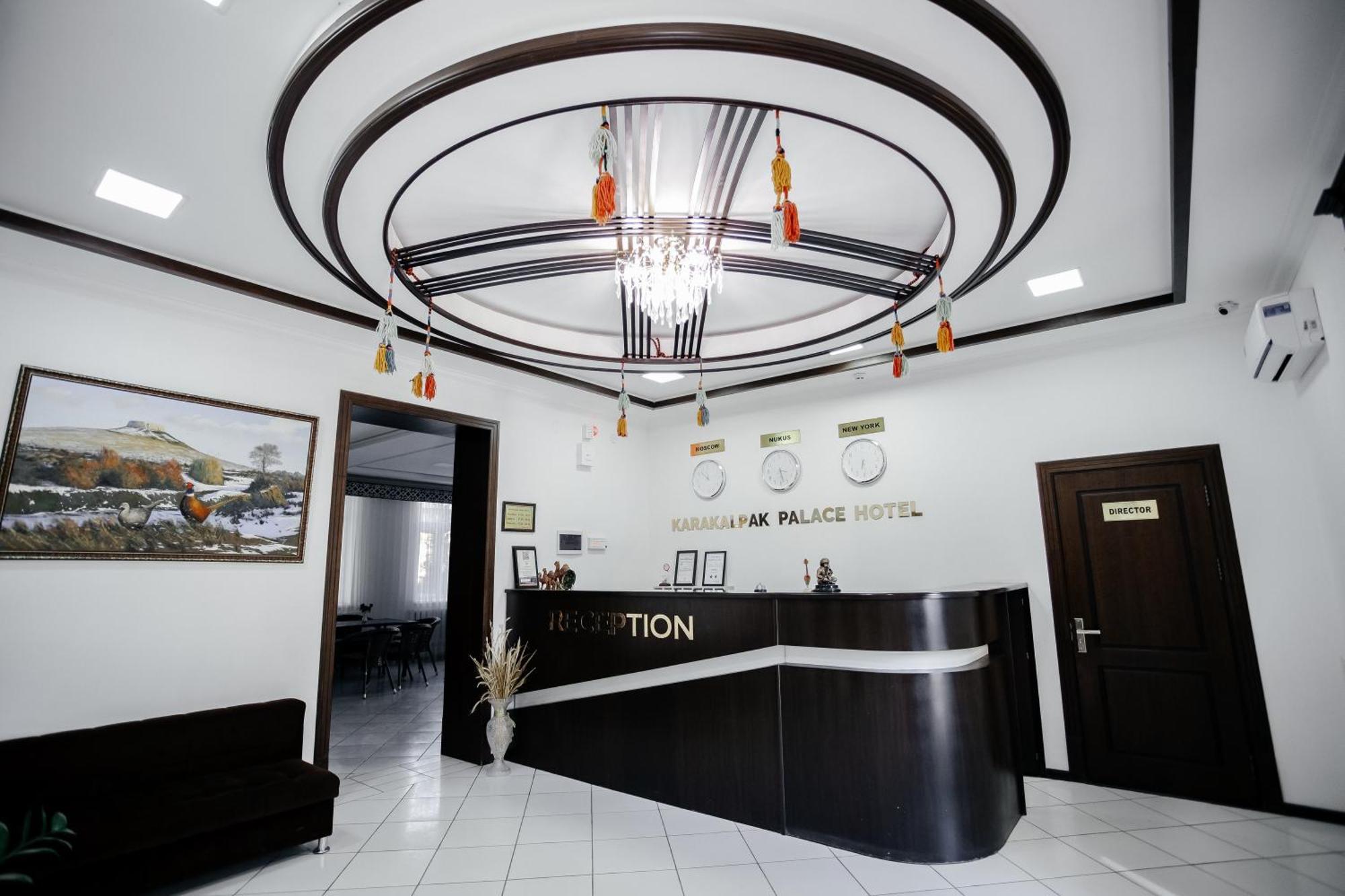 Karakalpak Palace Hotel Nukus Buitenkant foto