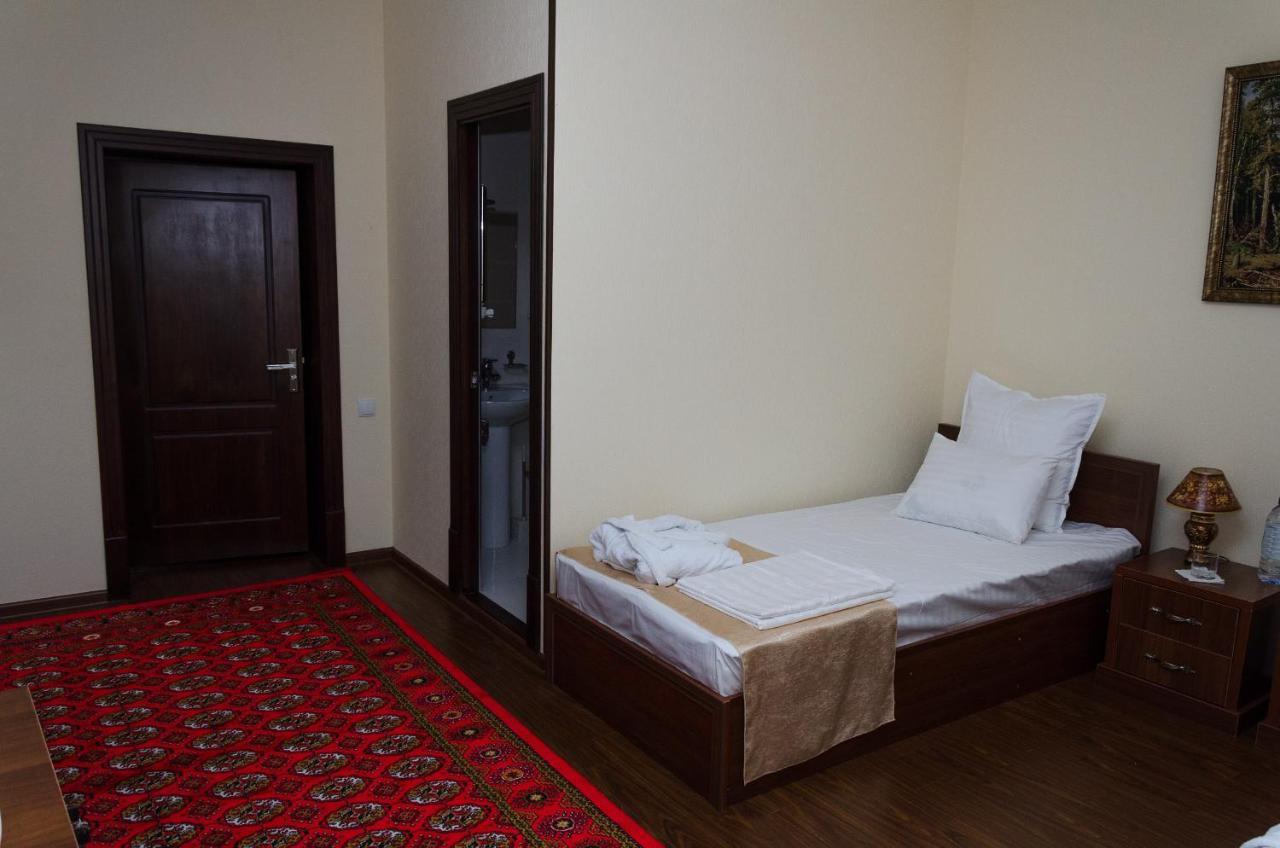 Karakalpak Palace Hotel Nukus Buitenkant foto